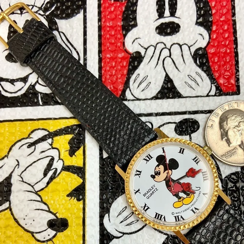 Vintage Walt Disney Productions Bradley Coin Edge Mickey Mouse Watch